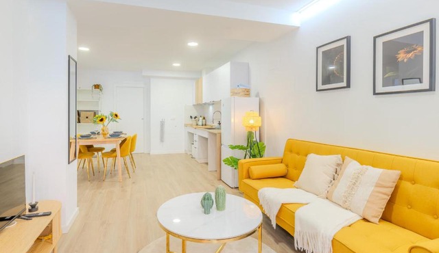 Casa Girasol - Spacious Stay Near Valencia Center