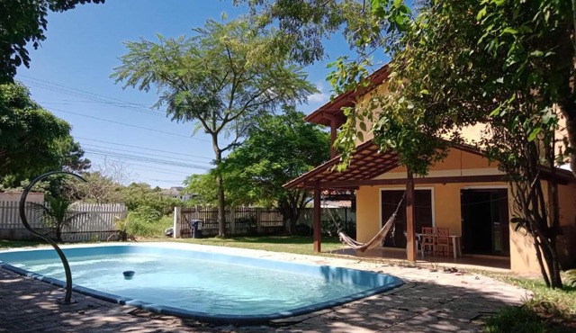 Casa grande com piscina em Florianópolis