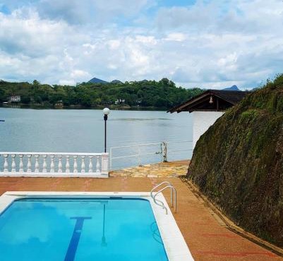Casa Isla en la Represa de Prado