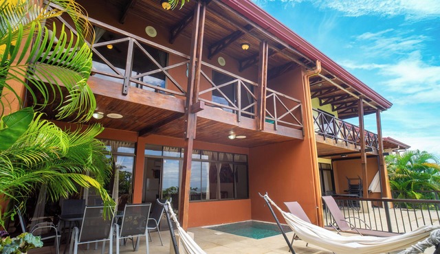 Casa La Joya - Ocean view condo with Plunge Pool