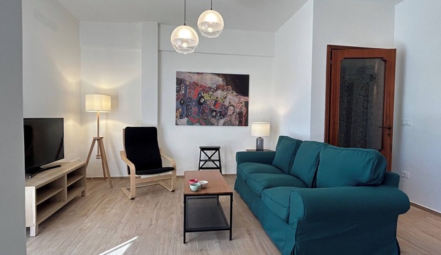 Casa La Pigna - Three Bedroom Apartment, Sleeps 6