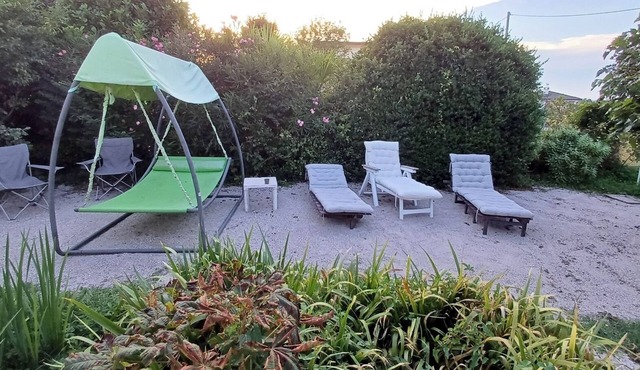 Casa Masciò Independent room with bathroom, garden, parking, Jacuzzi.