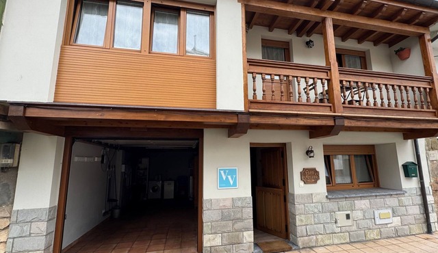 Casa Moises Bimenes