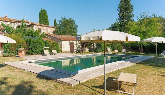 Casa Monia E: A welcoming apartment surrounded by the greenery, with Free WI-FI.