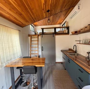 Casa Morpho, Modern Studio with Unique Waterfall Views