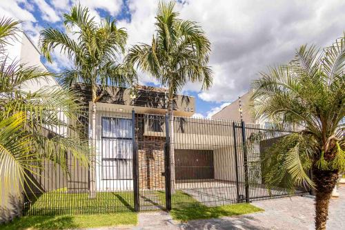 Casa Munique Maringa Com Piscina Ar Condicionado e Churrasqueira