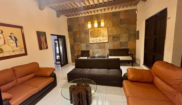 Casa de la 16 2-bedroom colonial house in San Francisco de Campeche - WiFi, AC
