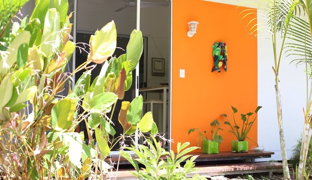 Casa Naranja
