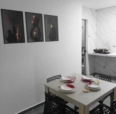 Casa nova, completa, 3 quartos 1 com ar condicionado