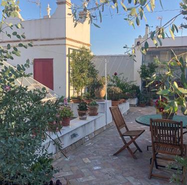 CASA PALACIO LAS MARIAS- Boutique Group Stay in Cádiz Old Town