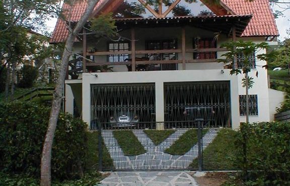Casa Penedo Martinelli - Tranquilidade e muito verde