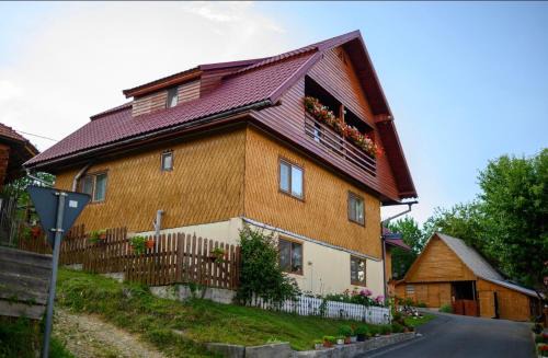 Casa Petruse