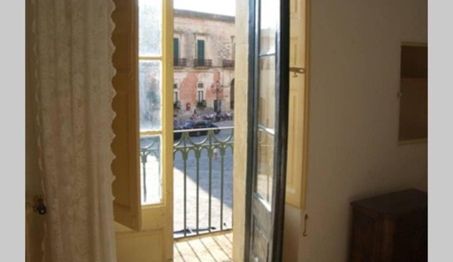 casa piazza del popolo