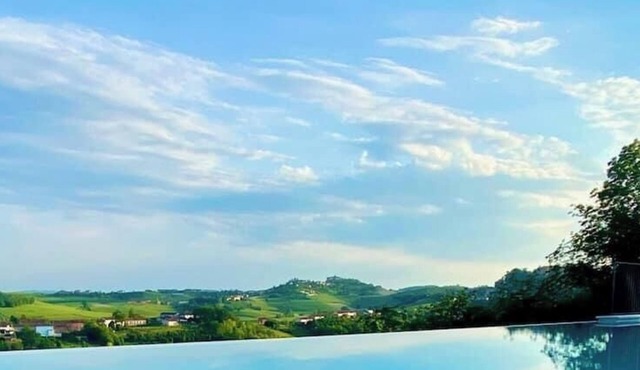 Casa Profumi di Barbera 12 (8+4): Infinity Pool and 6 Luxurious Bedrooms