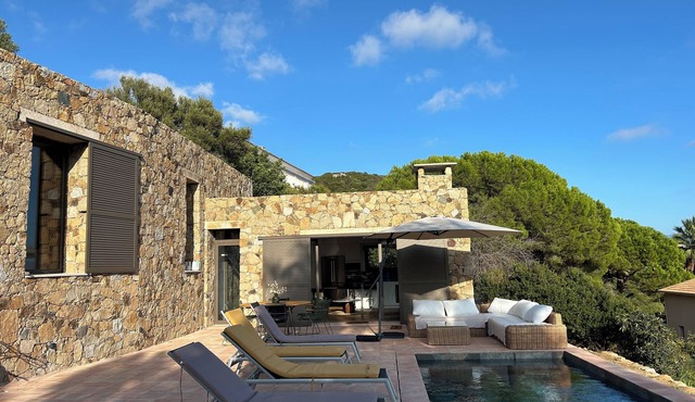 Casa Raphael: Stunning view of the Sanguinaires Islands with a pool, 5 minutes from the beaches