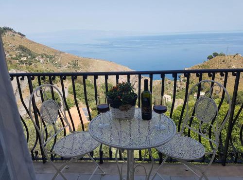 Casa "Rocca di Mola"
