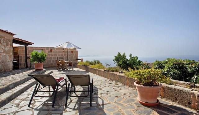 'Casa Rural Cha Carmen' with Sea View, Private Terrace and Wi-Fi