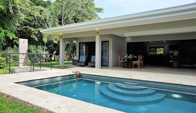 Casa Sendero de Monos - a modern gem in a private setting