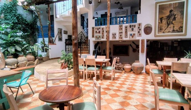 CASA SILVA HOTEL-CAFE