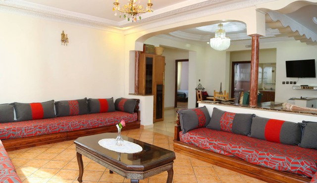 Casa Silya