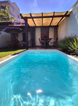 Casa Sol - Com Piscina - Praia de Mariscal - SC