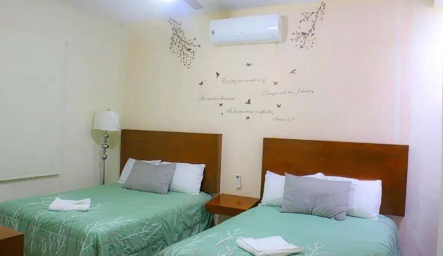 Casa Sol y Luna - Apt Doble con Vista al Parque 3
