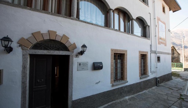 Casa Spadina