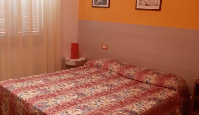 CASA TITTY in the heart of the Crete Senesi, a stone's throw from the spa