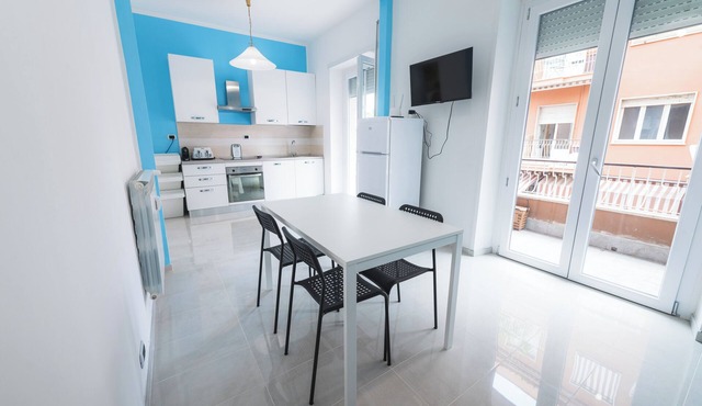 Casa Trionfale - Three Bedroom Apartment, Sleeps 6