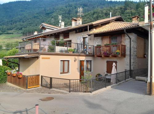 Casa Vacanze Garda e Dolomiti crocevia tra laghi e montagne