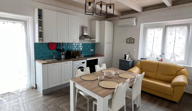 Casa Vacanze Iris - Three Bedroom Apartment, Sleeps 6