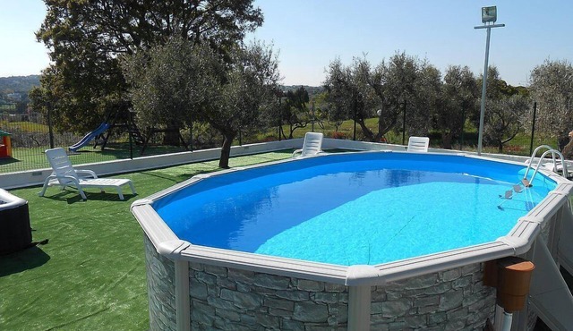 Casa Viola D: A welcoming apartment surrounded by the greenery, with Free WI-FI.