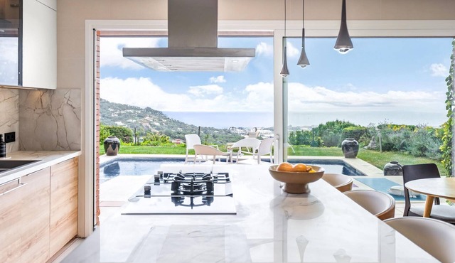 Casa Zen Pool and Views