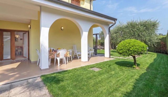 Casa Zini, Colà di Lazise, Italy