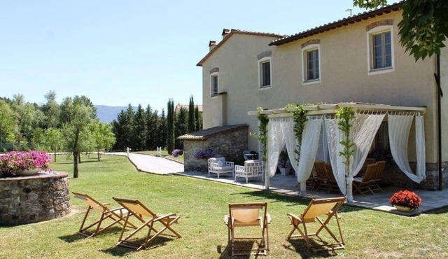 Casale Nobile In Lucca, Tuscany