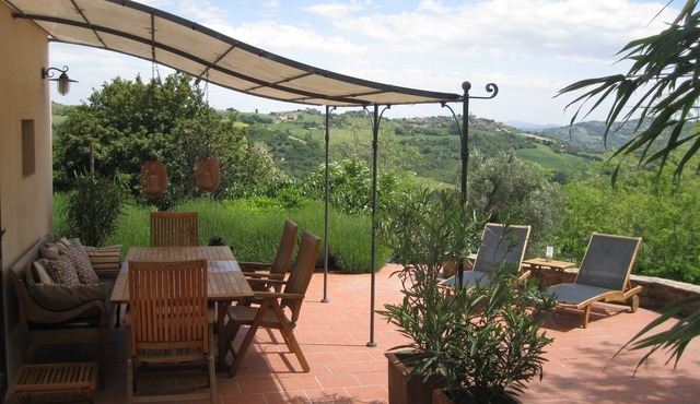 'Casapietra Assolata' - Rustico in fantastic location with pool