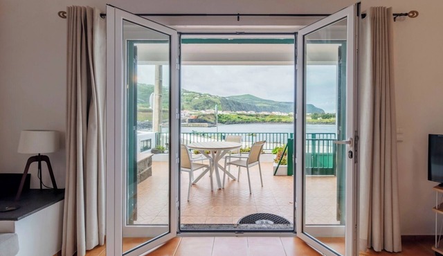 "Casas Azalea - Oceanfront Home with Sunset Views"