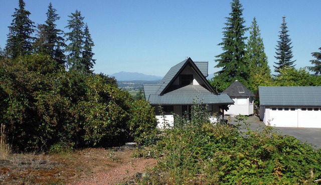 Cascades View A Frame