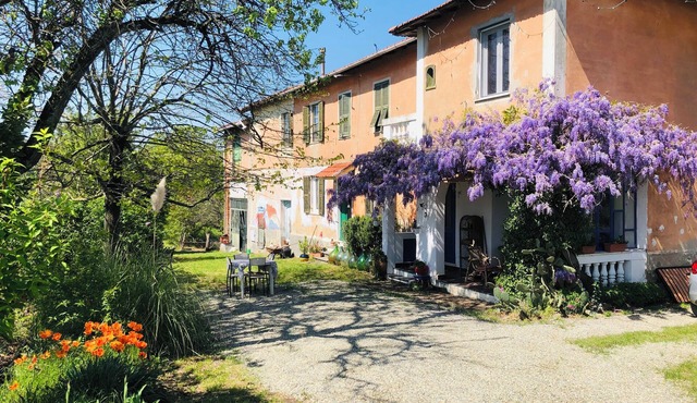 Cascina Baracico, Circondati Dalla Natura