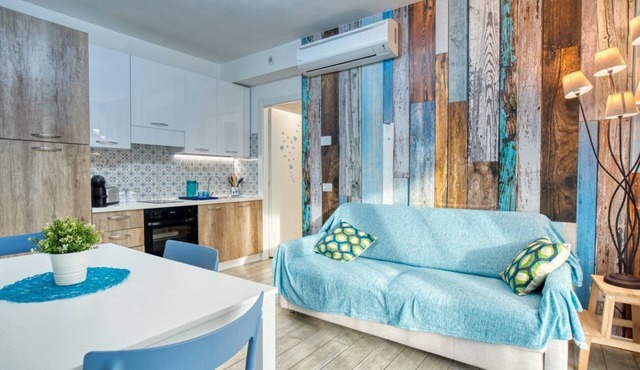 CaseOspitali - AZZURRA House - two-room apartment with garden