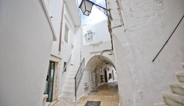 Casetta Arco con Balcone