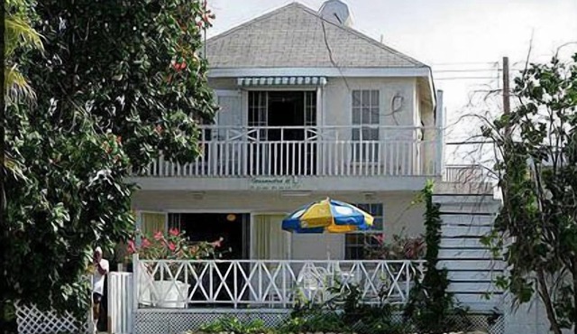 Cassandra 2 Beach Apartments