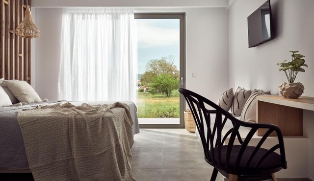 Cassiopeia Rooms & Suites