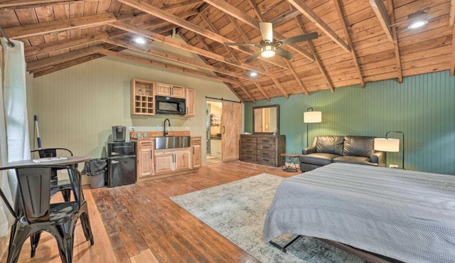 Cassopolis 'The Cabin' Retreat: Lake Access!