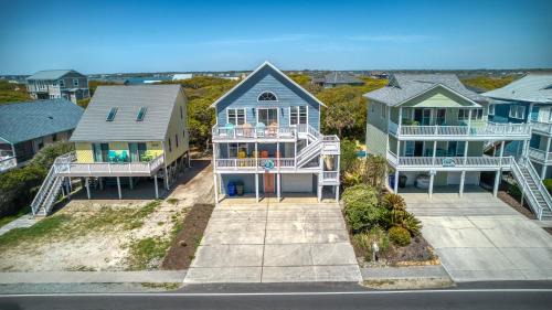 Cast-A-Waves - Ocean View Home with Pool and Hot Tub