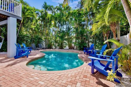 Castaway Cottage