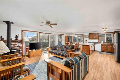 Castaway Cottage.