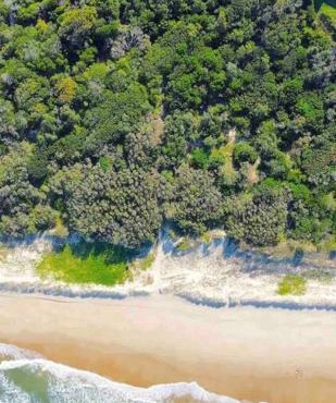 Castaways Beach House Noosa