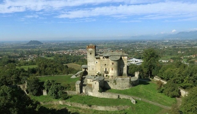 CASTELLO DI BAGNOLO
