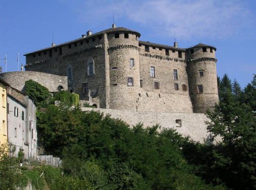 Castello Di Compiano Hotel Relais Museum